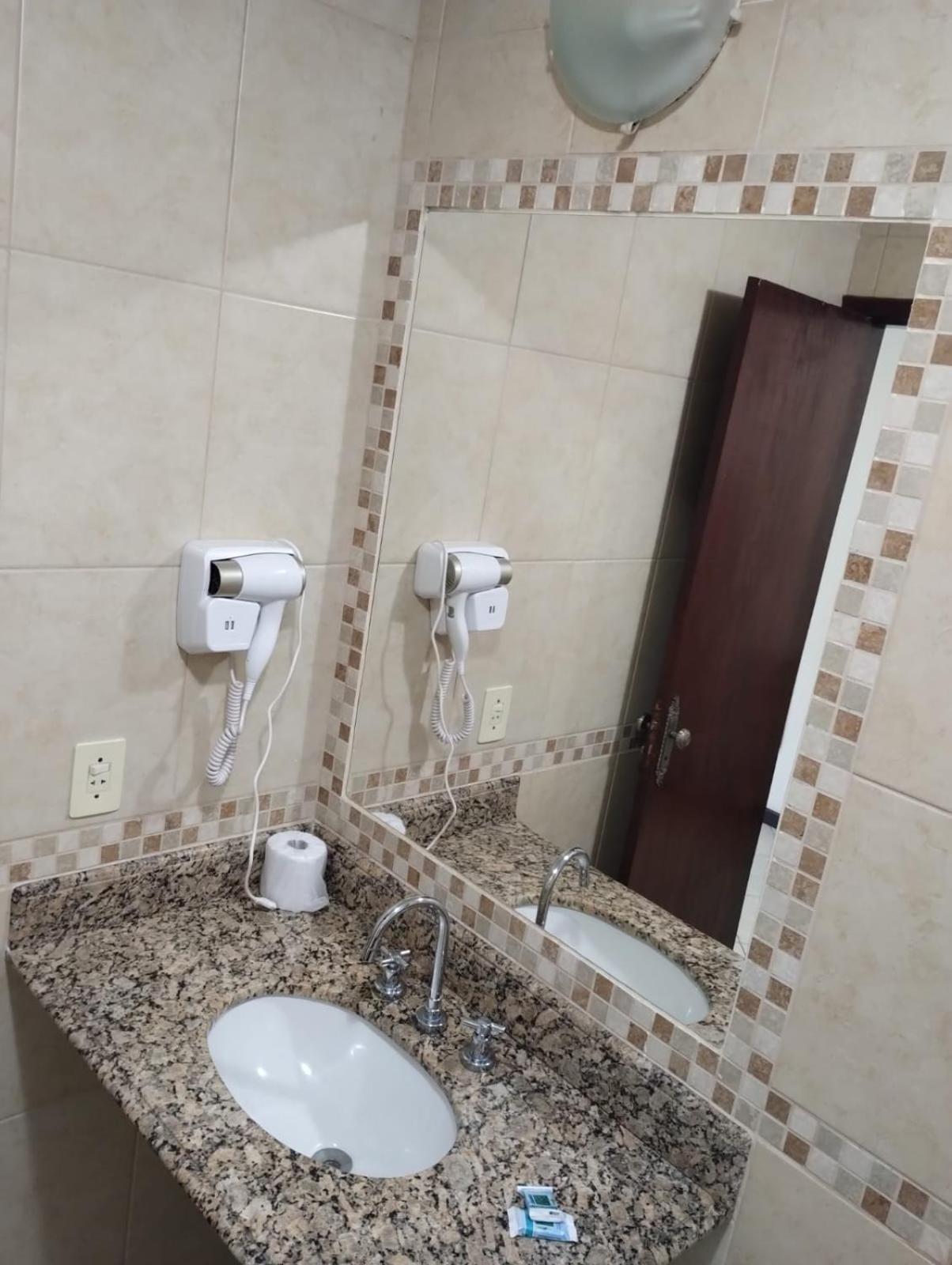 Deluxe One-Bedroom Apartment with Garden View,1559759935:JPEG